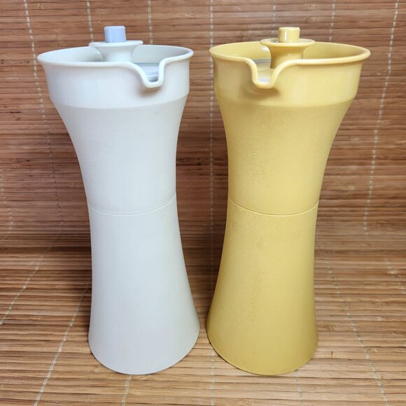 Tupperware Oil & Vinegar Cruet Set Almond Yellow Salad Dressing Container - Picture 1 of 10